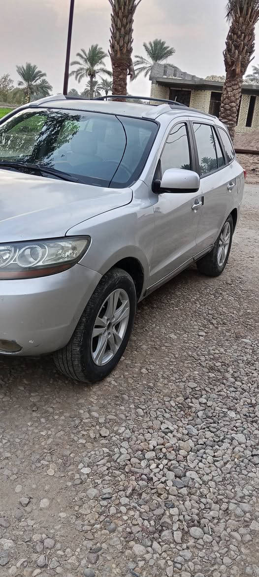 السلام عليكم -***********- هونداي سنتافي موديل 2007 رقم بغداد تحويل مباشر محرك وكير مكفولات 6سلندر 2700 وارد امريكي 7 راكب ظرره جنطه وبيهه حادث بالعراق الدوسه مكصوصه صفحه السائق مصبوغه عام السعر85 مكان السياره واسط العزيزيه الصويرة, واسط
