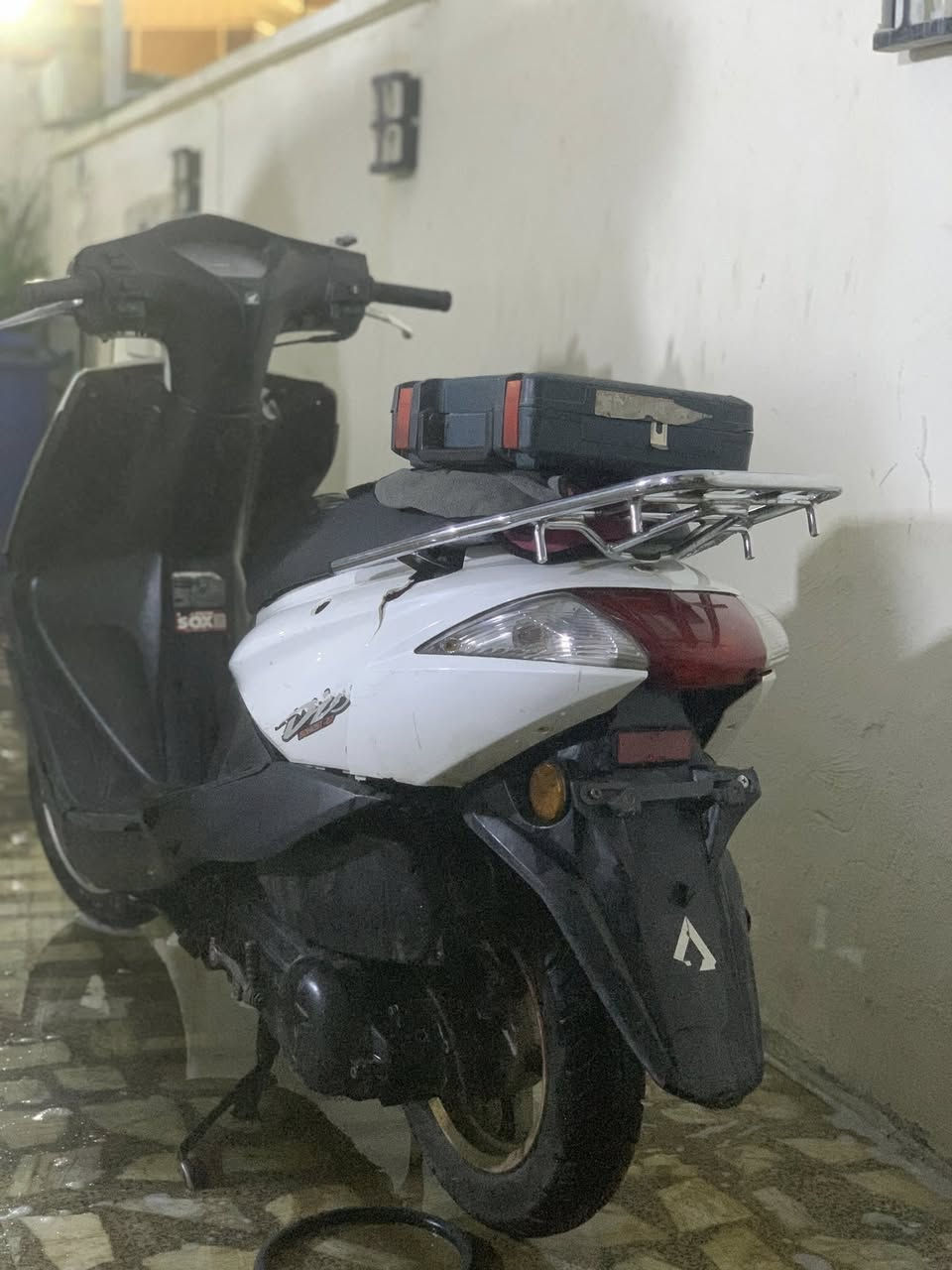 سلام عليكم
دراجه سيسي ماليزي موديل23حديث الدراجه نضيفه مناحيت المكينه الشحن العقل الكيجات بانزين الدراجه مكفوله الدراجه بييه شغله كفراته يراد تبديل بس الي وره والدراجه مكفول عن السرقة /السعر350/العنوان بغداد زيونه/***********♥️
