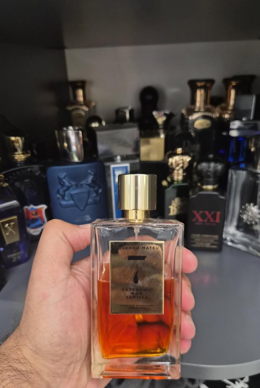 عطور روسيندو ماتيو
باقي كما موضح بالصورة
السعر لكل عطر : 80 الف دينار


**إذا كنت صاحب هذا الإعلان وتريد حذفه لأي سبب، رجاءا أرسل رسالة إلى الدعم الفني**
