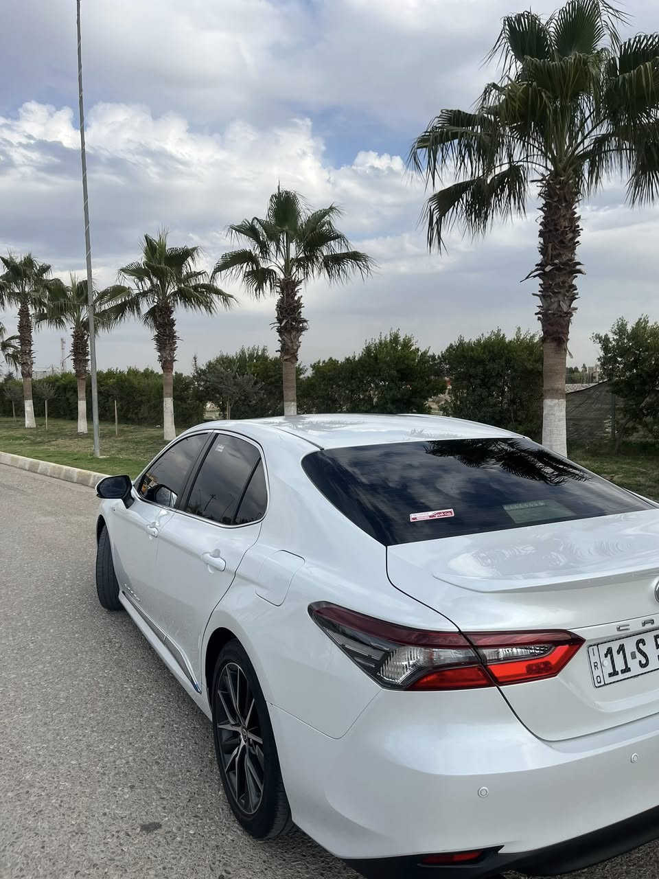 السلام عليكم
بعد التحية والتقدير 

كامري2023 خليجي عبداللطيف جميل هايبرد + بانزين GLE كفالة عامة صبغ بارد رصعات شخوط  محرك كير صدر  ماشية 38 رقم بغداد بااسمي كتلوكات كاعيات والعدة موجودات 

المواصفات
‏ GLE 
محرك 2500 
بصمة تشغيل
فتحة
شاشة
كامرة
كرسي السايق كهرباء 
بردة كهرباء 
حساسات امامي خلفي 
هاند بريك بصمة
3 انظمة قيادة 
الايكو والسبورت والنورمل 
مصابيح امامية زنون 
شاحن لاسلكي 
اوتو هولد 
ايڤي مود 
اشارة بلمري 
وباقي المواصفات المعروفة 
مكاني كركوك
 اتصال***********
*********** واتساب
تحياتي
