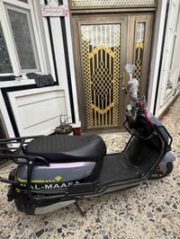 ماطور شحن • ٦ بطاريات • رمادي تاميم