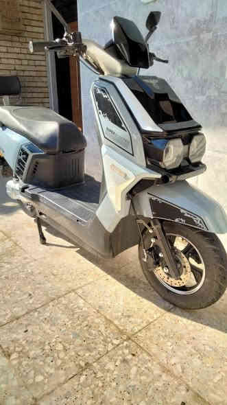 سلام عليكم دراجه شحن للبيع
6 بطاريات كبار دراجه جديده بعدهي 
كهربائيات كلهن شغالات 3سرع نظام البك 
السعر 700
مكاني بغداد حي اور سبع قصور 
***********
