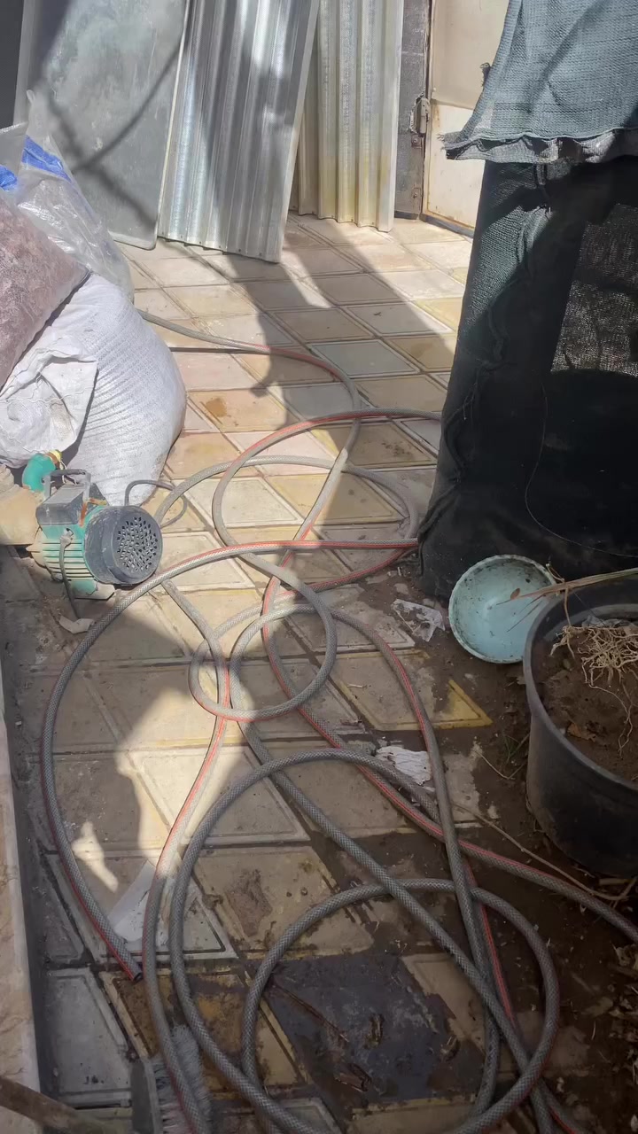 فرن غازي كهربائي جديد مامستخدم  يباع 800  ألف أبيعه 500  مع ميز ***********
