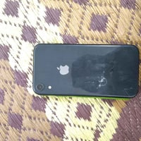 ايفون اكس ار للبيع ذاكره 128 بطاريه 100 مبدله تليفون بي بس السماعه مال...