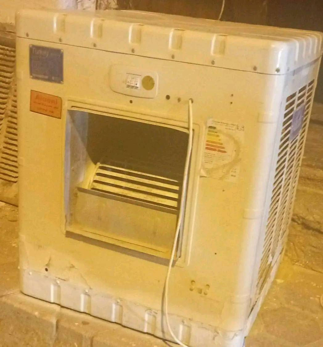 السلام عليكم مبرده نوع الونه سرعتين ماطور نحاس نظيفه جدآ معا سنك مرمر قياس متر نظيف الي يفيده يراسلنا على واتس اب صفحه تحياتي للجميع عندنا توصيل داخل الرمادي


**إذا كنت صاحب هذا الإعلان وتريد حذفه لأي سبب، رجاءا أرسل رسالة إلى الدعم الفني**