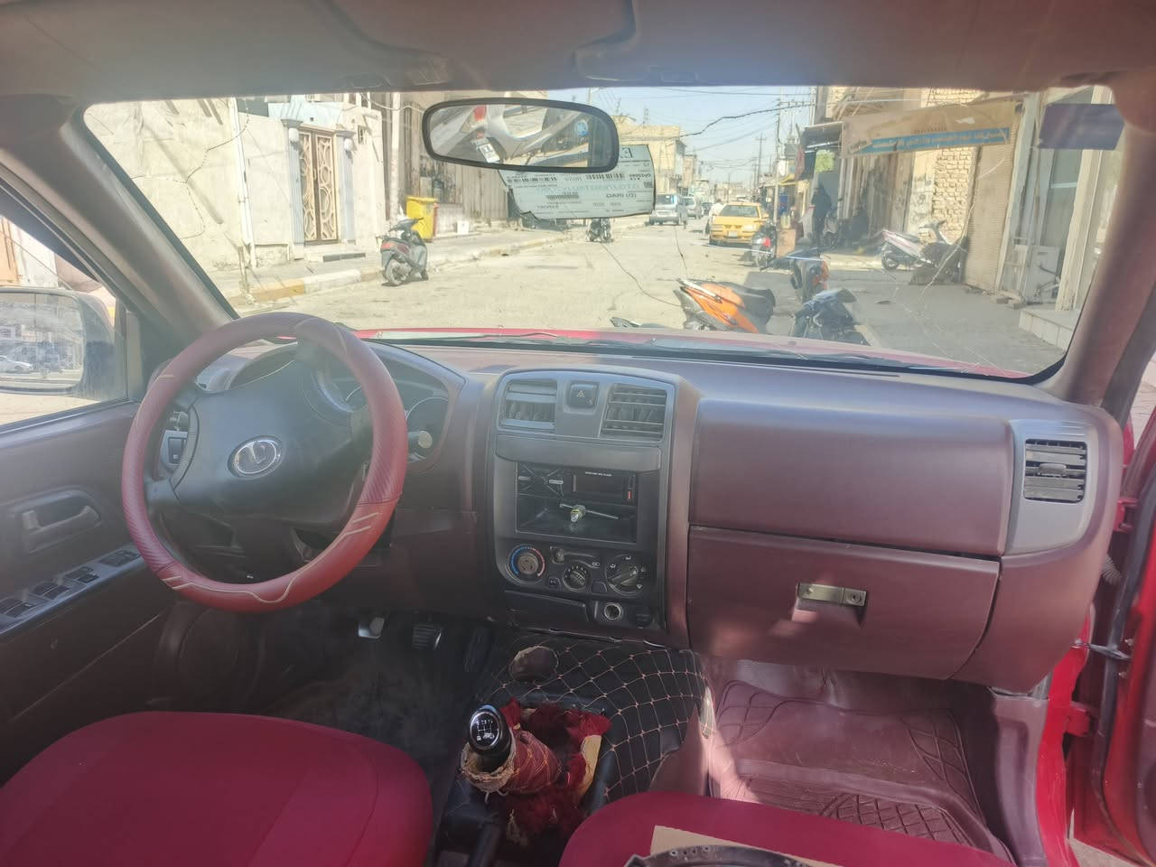 مكينه وكير وكسن وحداديه وتايرات
وتبريد كله جاهزه 
سنتر لوك كهربيات شغاله
بسمي سنويه لل٢٨
مكاني الرميثة ناحيه النجمي 
السعر ٦٨وبيها مجال حك الجيه 
الخاص مفتوح ورقمي بيه وتساب 
***********
