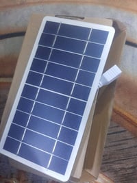 شاحن شمسي • امزون • للبيع