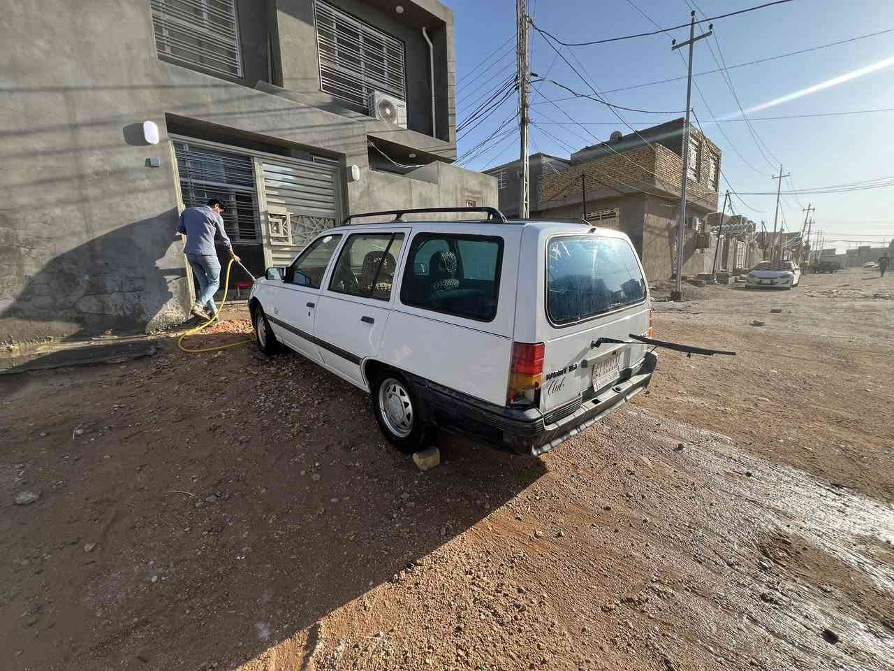 سلام عليكم اوبل كادي موديل 1993 سنويه لل27 مكينه كابريتر كير عادي السعر 24 وبيها مجال العنوان النجف حي النداء شارع المجمعات للاستفسار ***********
***********
