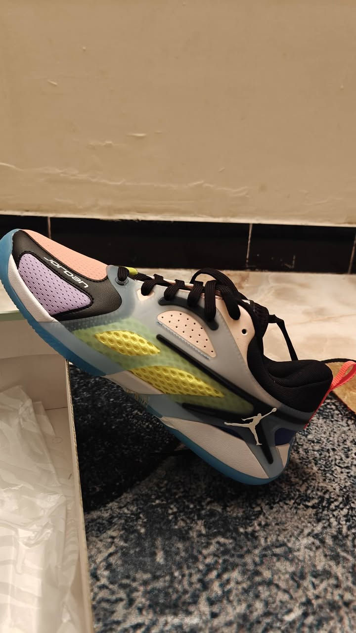 جوردن جديد غير مستخدم القياس 44 ونص طول القدم 29 السعر 30


**إذا كنت صاحب هذا الإعلان وتريد حذفه لأي سبب، رجاءا أرسل رسالة إلى الدعم الفني**