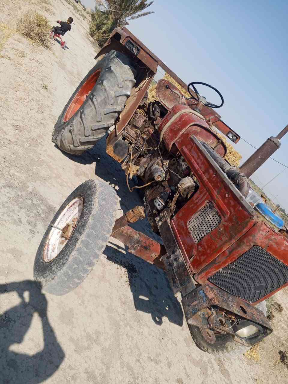 البيع عنتر موديل ٨٦ نكره سلف محرك وكير واكسن و جهاز رفع مكفولات سعر٢٧٠٠ مكينه جاهزه  ***********

