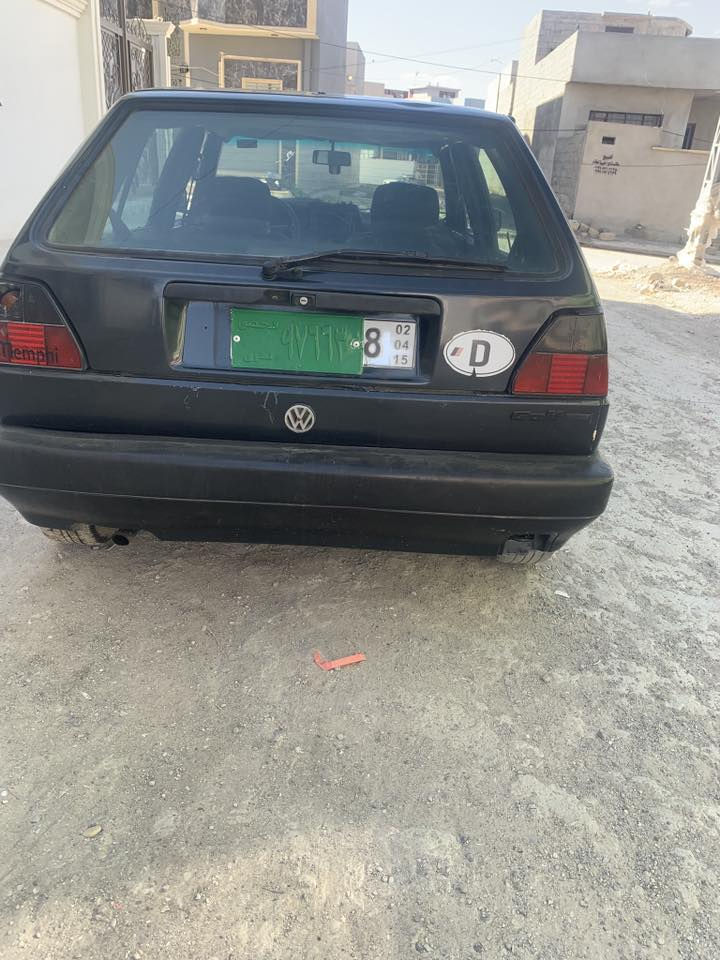 السلام عليكم 
كولف مديل 1991
رقم اخضر سنويه خضرة (شرط الحويل )
صبغ عام جمالية
مكينه 08 بيها بداية صرف 
كير 5نمر شرط 
السيارة بيها نواقص 
مكاني موصل 
السعر 17 وبيها مجال 
للاستفسار اتصل على الرقم
اسيا ***********
