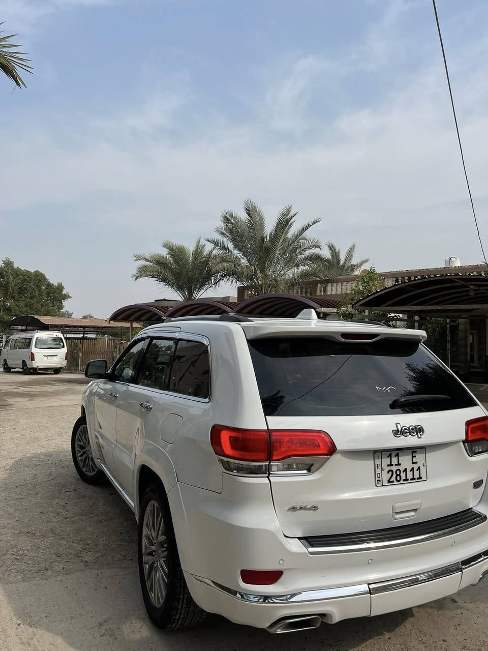 سلام عليكم
للبيع جيب شيروكي 
فئة سوّمت اعلى فئه بلجيب فول1/1 أم الرادار كفاله عامه
ماشيه (136)وارد أمريكي
المواصفات:-
بانوراما
رادار امامي 
رادار جانبي+رادار خلفي
حساسات امامي خلفي
اشاير بل مري+هيتر
صندوك كهرباء
مري شفط
داخل قرميدي 
ستيرن كهرباء+ هيتر
كشنات تدفئه+تبريد
كشنات كهرباء بل كامل + خزن ميموري
شاشه كبيره 
نضام سبورت+ نضام ايكو
سستم صوت هارمن كاردن
شفتات ستيرن 
تحسس المري الجانبيه من الاضائه القويه
محرك 6 سلندر3.6L
كير ومحرك مكفولات 
صدر امامي خلفي جديد
السياره كامله عله آخر حيائه
السعر (230)وبيه مجال
مكاني بغداد الدوره
الاتصال عله الرقم
***********
