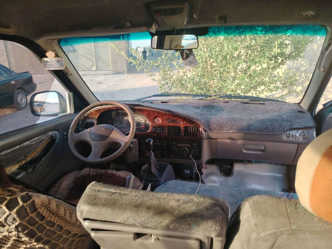 السلام عليكم بريجو للبيع موديل 95 مكينه جديده اكسن جديد كير مسكر جديد السياره مصفره لاهيئه ولا غرامات مرور خطها حيره ابو صخير حداديه وره وكدام جديده كهربائيات كلها شغاله رقمها قادسيه بسمنه سنويه لل 29 سعرها 48 وبيها مجال مكاني نجف ‏‪***********‬‏
