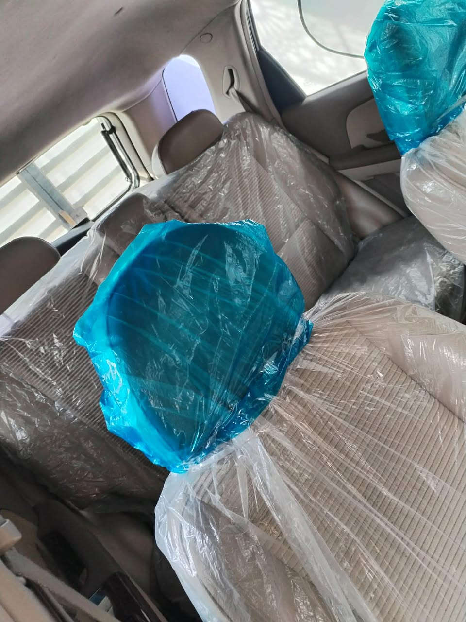 السلام عليكم

للبيع كيا سبورتج موديل 2008  خليجي كفاله عامه

 رقم السليمانية، بسمي 

الون  اسود الداخل بيجي

محرك ٢٠٠٠ 

كير أوتوماتيك

تبريد تدفئه جاهزه

طخم تايرات جديد
صدر جديد

سياره مكفوله موجود سونار  بيةماتصرف علية دينار

باسمي مداور ثاني يوم

السعر 115وبيها مجال بسيط
رقم الهاتف ‭0782 419 8905‬ بغداد, العراق
