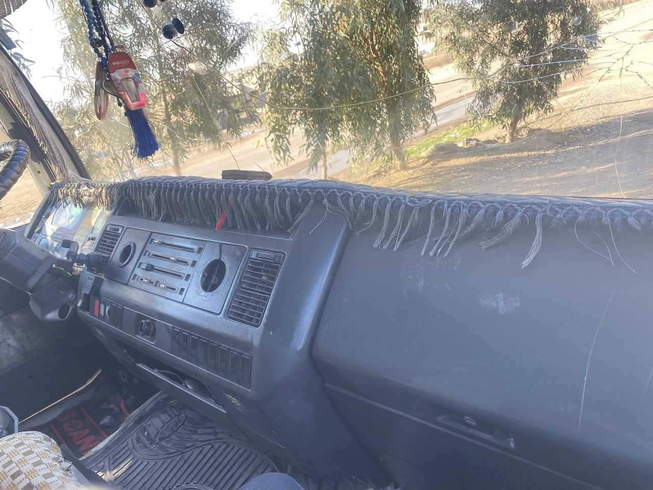 مان للبيع موديل1994 جاهزه شغل وامشي ***********
