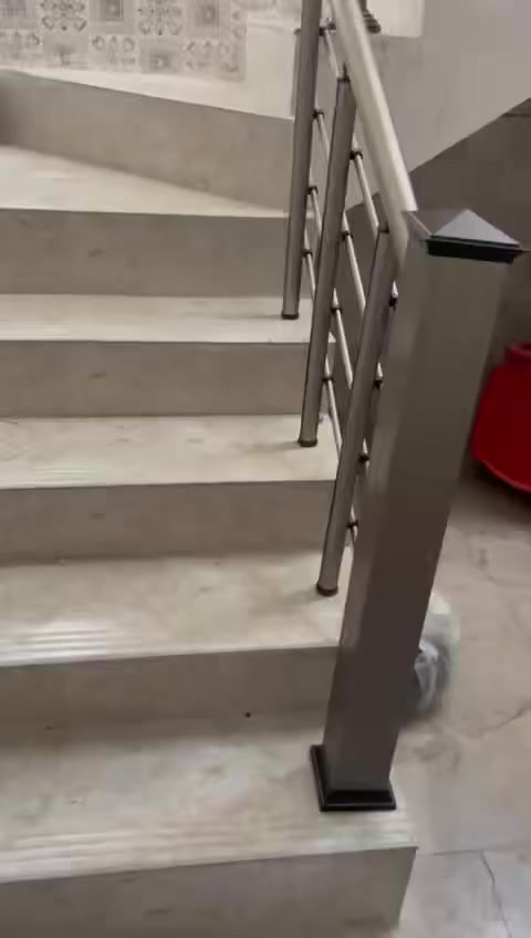 السلام عليكم
بيت للبيع طابوا صرف في منطقه كوريش مساحه ٧٥ واجهه ٤ اله ربع ونزال ٢٠ طابقين بناء جديد ما مسكون السعر ١٠٥ رقم البيت ٣٨٣٨  
يحتوي على ٣ غرف نوم واستقبال وحمام عدد ثنين وتواليت عدد ثنين اتصال او واتساب ابو ملاك ***********
