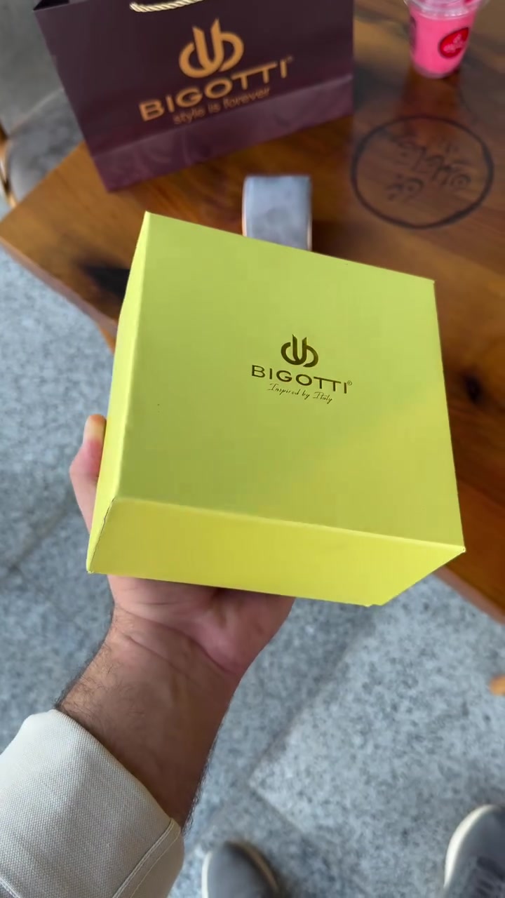 اورجنال وكاله بيكوتي الإيطالية 
مكينه كوارتز ياباني
جلد اصلي 100‎%‎
جميع السناتر شغاله 
عداد يومي+شهري 
للحجز دايركت او اتصل ع رقم ***********
