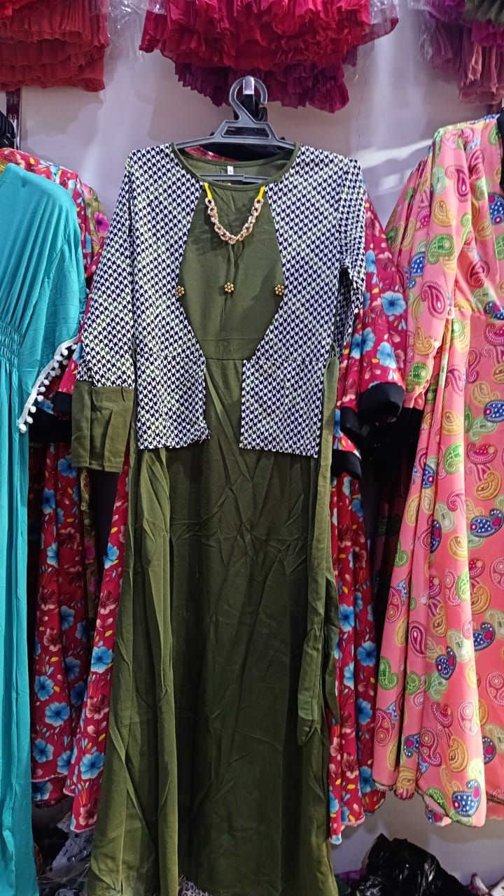 فستان
قماش كريب
قياس ٤٨ الئ ٥٢
السعر ٣٣ الف


**إذا كنت صاحب هذا الإعلان وتريد حذفه لأي سبب، رجاءا أرسل رسالة إلى الدعم الفني**