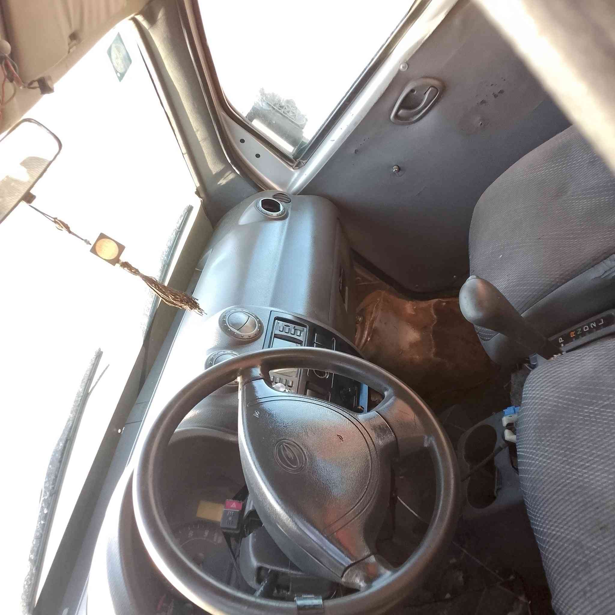 كنو سبعة راكب خصوصي مراوس بكيا بستا حمل 
رقم بغداد الجديد انكليزي خصوصي وبأسمي،هزة جديدة لا توجد أي غرامات  موديل ٢٠١٢

گير ومحرك اوتماتيك مال كورلا 7kياباني حجم1800 نضيف مابي اي بخار ولا تنقيص نگرة سلف 

تخم تاير مع الأسبير 

كهربائيات كاملة 

منظومة بريك خلفي وأمامي جدد

دبلات امامي وخلفي  جديد 

(ملاحظة بيهة مكانات مكحلة بصبغ لأن سيباية مزنجرة وذابة زنجارهة )

سكن بغداد أبو غريب الحصوة مقابل مقبرة الكرخ

واتساب ***********
سعر ٣٣
