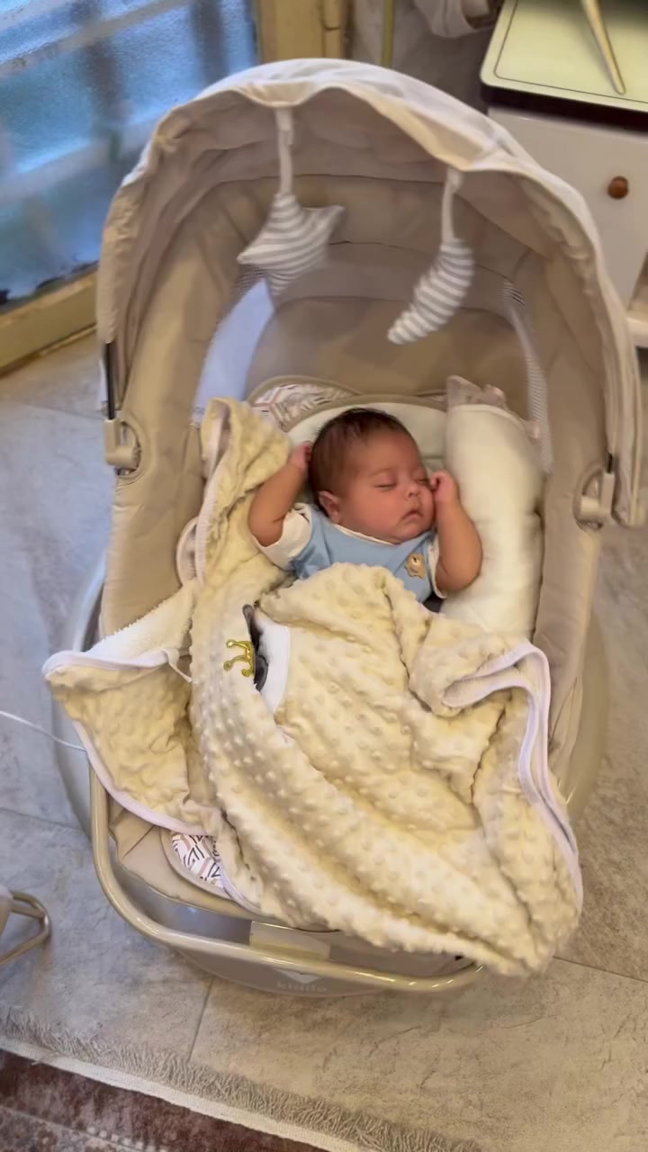 بنات اشتريته ب٧٥ مره وحده گعد بي وضميته بالكارتونه اريده ب٥٠ جديد خدش مابي عنواني كربلاء


**إذا كنت صاحب هذا الإعلان وتريد حذفه لأي سبب، رجاءا أرسل رسالة إلى الدعم الفني**