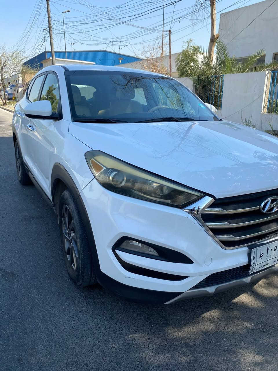 السلام عليكم توسان موديل 2017  مواصفات عادي مابيه صبغ فقط تبديل بنيد بنفس اللون وباب الصدر بيها بارد السعر 150 وبيها مجال للشراي 
***********
