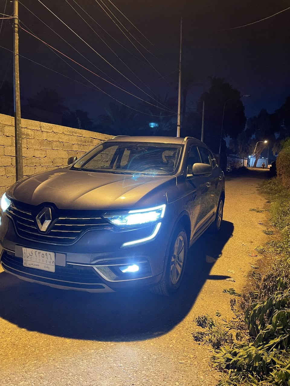 سلام عليكم
رينو كولويس
نص فول 
2023
ماشيه١١٢ الف 
نضافه 95/100
سياره الدعاميه بيه صبغ
مواصفاته
كامرئ 360 
مثبت سرعه 
لايت لد
نظام اقتصادي(يكو)
شاشه
مانع الانزلاق
6 وسادة هوائيه
كامره خلفيه
داش كام الاصليه امامي خلفي +تسجيل صوت بعد 15 متر الوضح التصوير  100/100 

سعره 
175
مجال بسيط 
مكاني بغداد بيع مراوس ماكو مشكله 

سياره مطلوبه بدون تحويل
وكاله عامه. فقط 
***********
