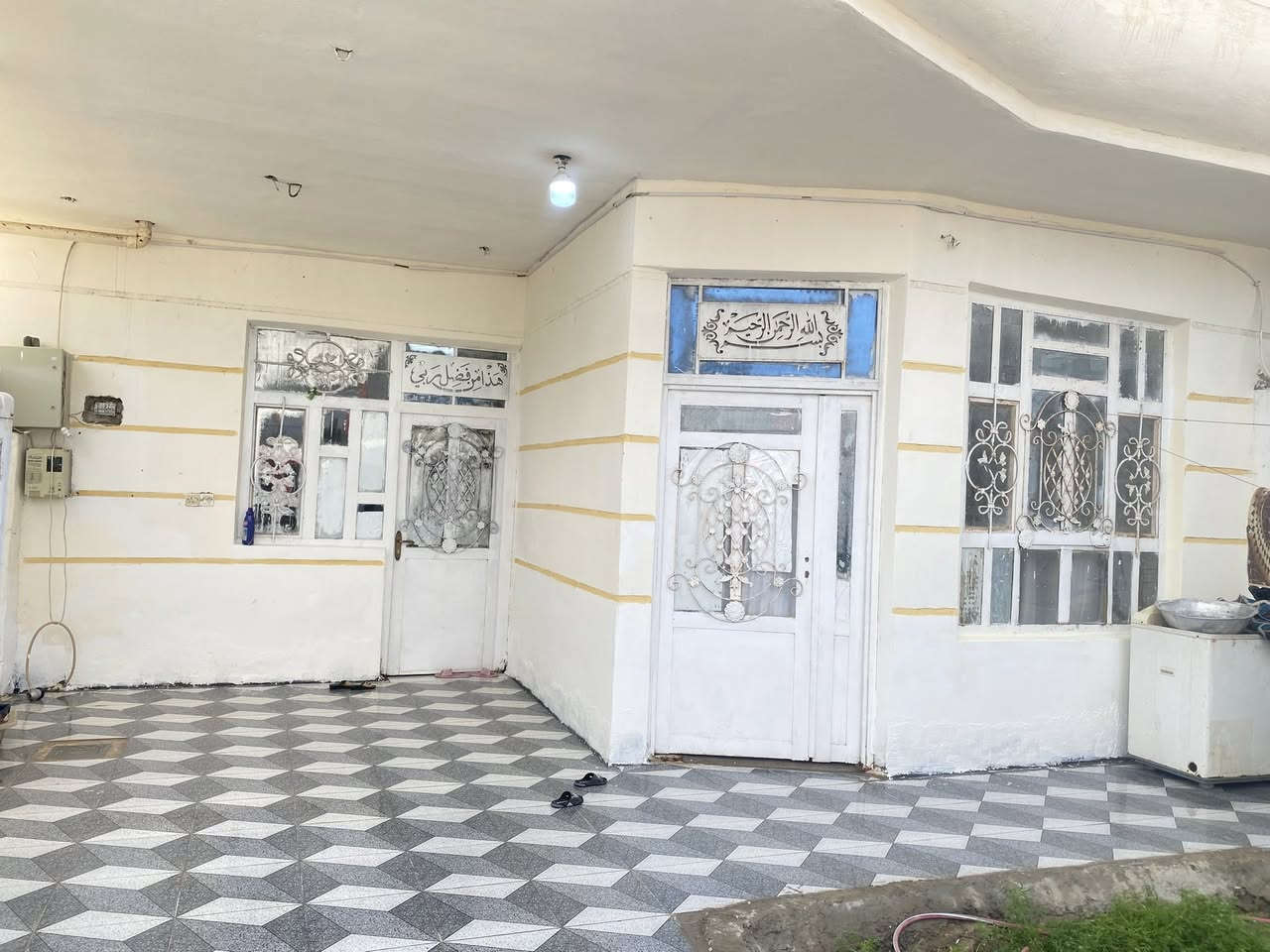 دار سكن طابو زراعي

خلف بيت الحاج ( جوده اكويجو ) 

بجانب بيت سيد ( شهيد الجمراوي ) 

على شارع ( الرئيسي ) - ( ركن ) 

المساحة ١٦٥ / م 

يحتوي على ( غرفتين نوم ) 

صحيات داخلية + خارجية - بناء ابلوك - صب كونكريت 

ماء - كهرباء - ارضية بورسلين 

(حي زليزل )

للاستفسار الاتصال

***********
