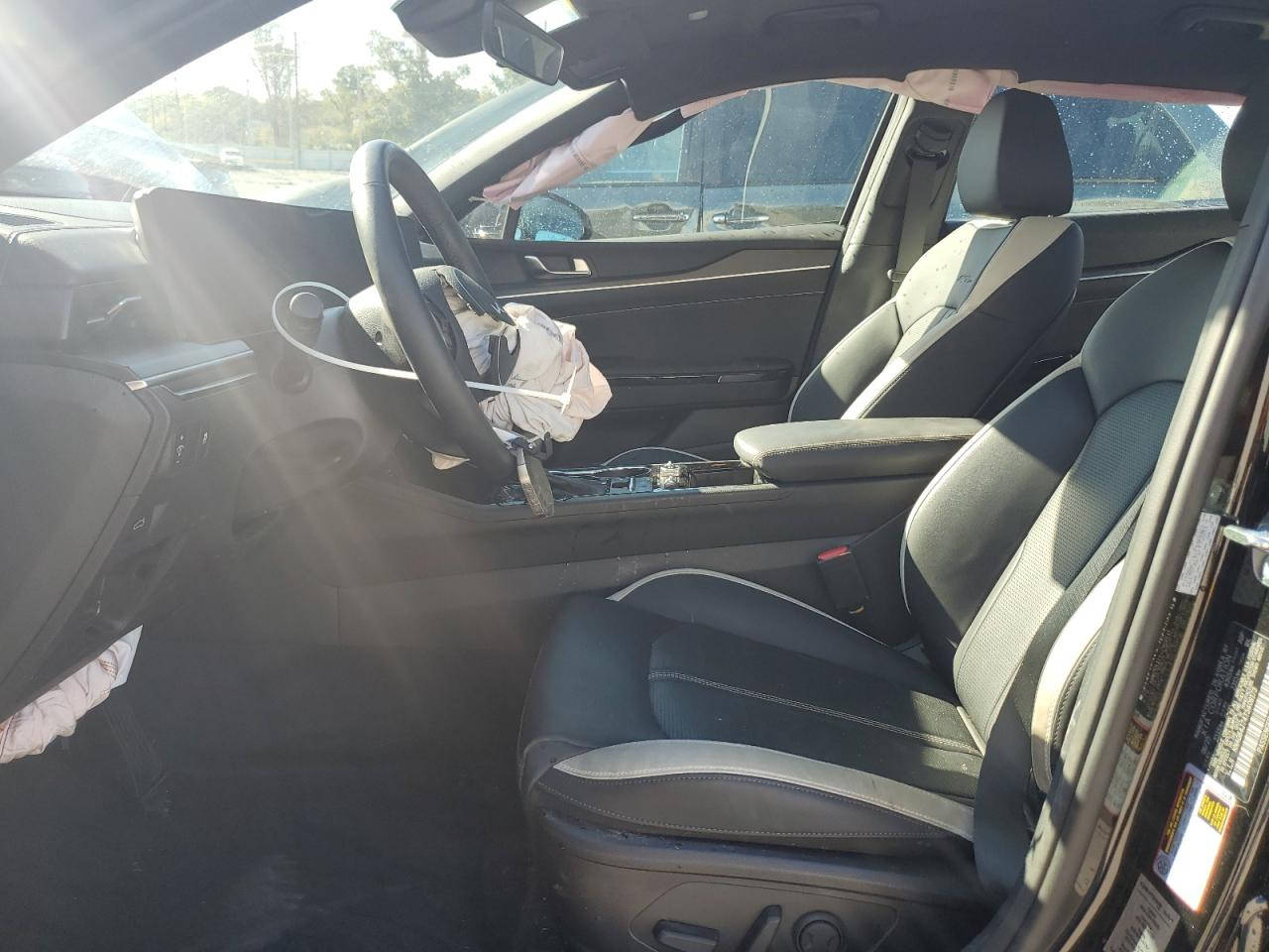 #أعـــلان_مــــــــــزاد #مكتب_بوابة_دبي
سعر نقل مخفض الى جميع الموانئ
ـ نوع السيارة : 2026 KIA K5 GT-LINE
ـ تاريخ المزايدة : 1/4/2026 الساعة 5:00 مساء 
ـ السعر : حسب تاريخ المزايدة المذكور أعلاه: 200$ دولار 
ـ الضرر والمواصفات : حسب الصور المرفقة
-جميع السيارات الهايبرد الكهرباء معفي
من الكمرك الضريبة والرقم مجاناً
ملاحـــظــة .. السيارات المعروضة داخل الصفحة هي مجرد نماذج بسيطة للمزاد
وللمزيد من المعلومات الحضور الساعة الرابعة عصرا الى مقر الشركة الكائن في:
شارع الحزام الاخضر المدينة المايئة- مقابيل حي العدالة #النجف_الاشرف
المكتب ***********
زيد الطفيلي***********
عبد الله الزاملي***********
للانضمام لكروب الواتساب اضغط ع رابط
https://chat.whatsapp.com/HEg5DTFOYCnFPwSoSvOuuq
