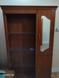 أغراض مستعملة • نظافة ٩٠٪ • دواليب