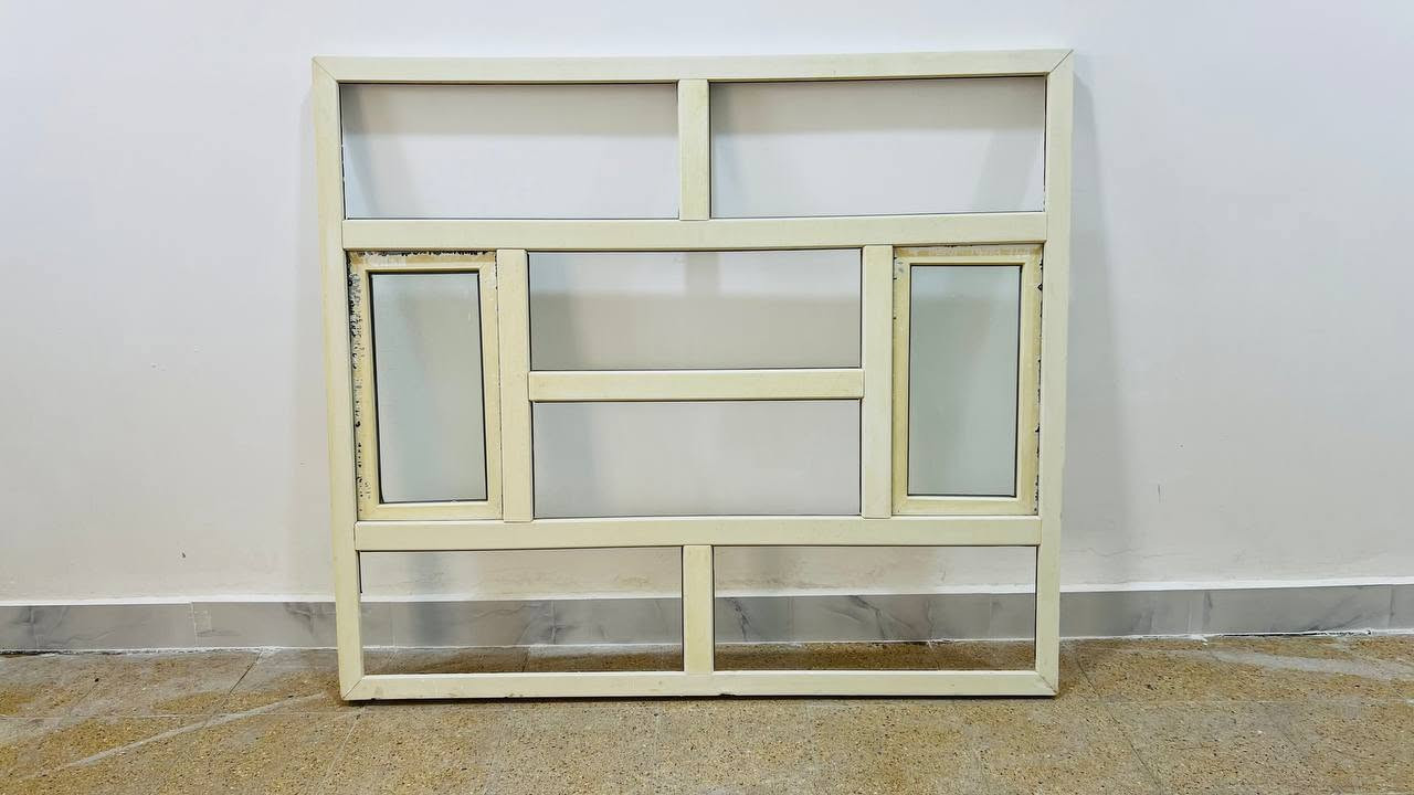 للبيع  مستعمل  شباك
ارتفاع ١٧٠سم / متر و ٧٠ 
عرض ٢٠٠سم/ مترين


**إذا كنت صاحب هذا الإعلان وتريد حذفه لأي سبب، رجاءا أرسل رسالة إلى الدعم الفني**