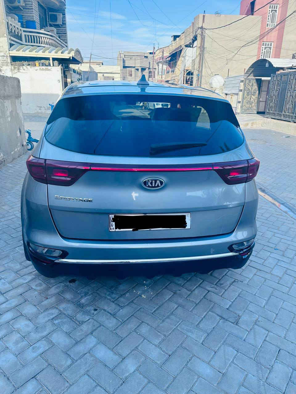 كيا سبورتج موديل 2022 وارد امريكي السيارة كلين مكفولة من الصبغ وتبديل السيارة بيه فقط بارد بلباب من جهة اليمين الباب الخلفي السيارة رقم سليمانيه الدولي بسمي ماشية ٣٨الف مكينة 2400  جتي لاين 
السعر ١٨٢
الرقم ***********
