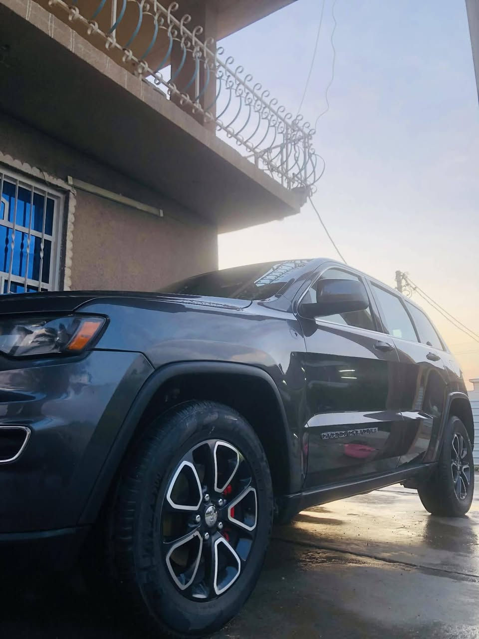 جيب ١٨
فول عدى الفتحه
صور الحادث مرفقه
بنيد ونص جاملغ
بدون دواخل
مكينه ٣٦٠٠
مكاني التاجي
***********
*********** واتساب
السعر ١٨٨
مراوس هم يرهم
