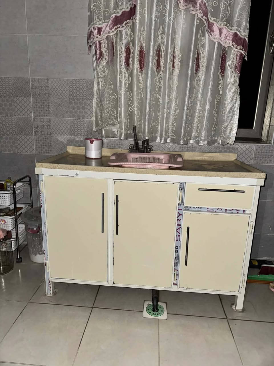 كاونتر فقط ٢٢٥ بيه مجال ميز ١٥٠ خشب طبيعي عنوان مجمع مدينتي كركوك


**إذا كنت صاحب هذا الإعلان وتريد حذفه لأي سبب، رجاءا أرسل رسالة إلى الدعم الفني**