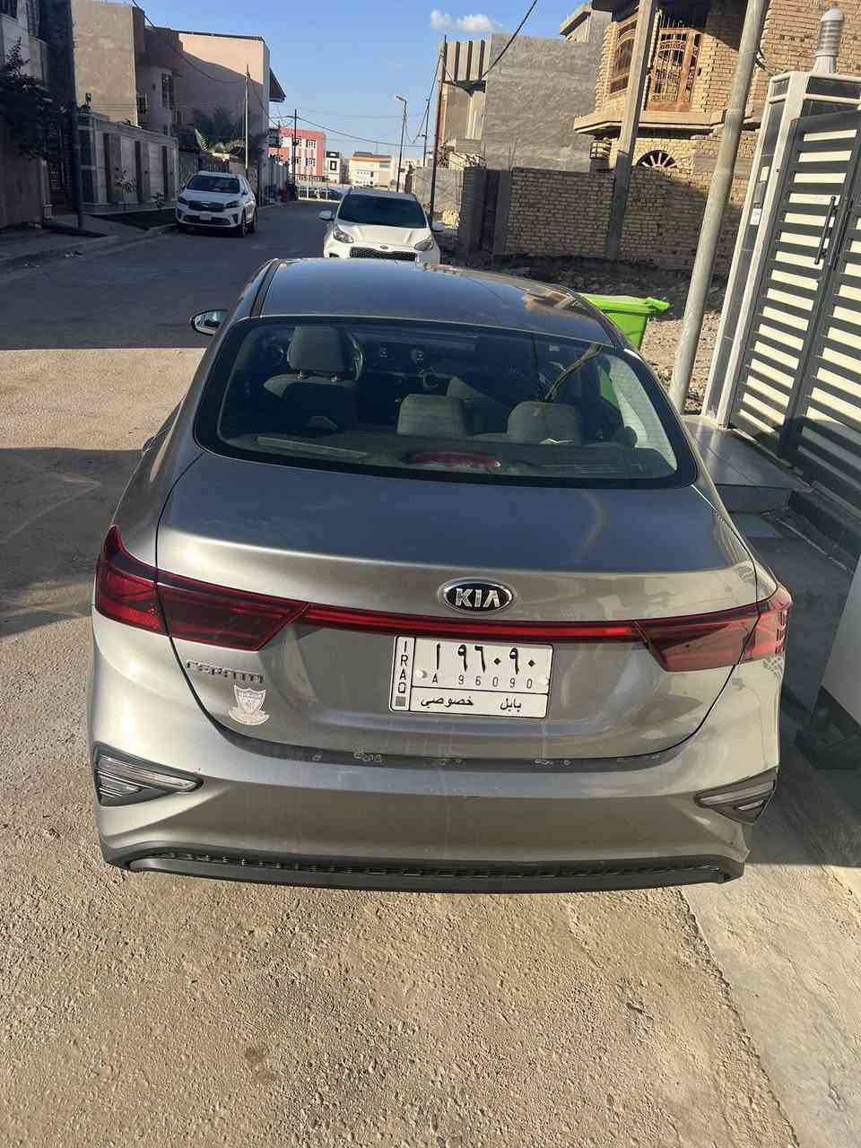 السلام عليكم 
سيراتو موديل ٢١ كير مكينه حداديه تخم تاير تبريد كفاله
سياره مكفوله عدا جوه قبق البانزين شوي بارد كفاله من كلشي لا صبغ ولا شخط 
رقم بابل الماني 
١٣٩
ماشيه ٤٦ الف 
مواصفات عاديه 
مكاني حله
***********
