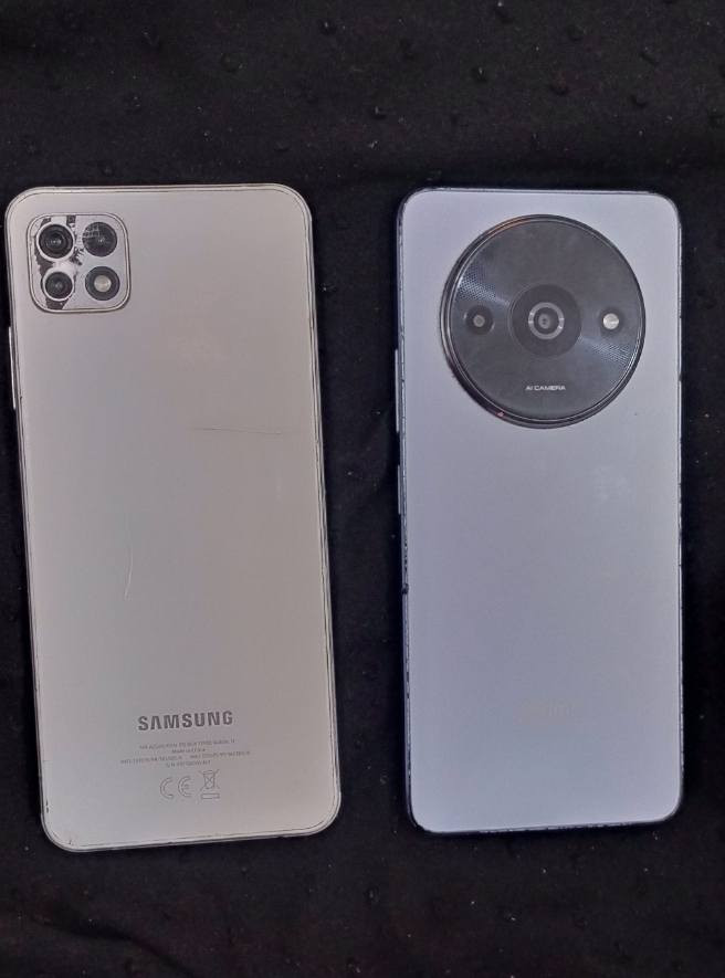 موبايلات للبيع ثنينهم ذاكرة ١٢٨ شحن فول بس التلفون الابيض كامرتة مغوشة و التلفون الازرك بي فطور بل حساس بس كلشي مابيهن شحن ولمس كلة فول واي فاي ثنينهن مابيهن شي فقط الخلل  اللي  ذكرتة  سعر ب ٧٠ الواحد وبيهن مجال بسيط


**إذا كنت صاحب هذا الإعلان وتريد حذفه لأي سبب، رجاءا أرسل رسالة إلى الدعم الفني**