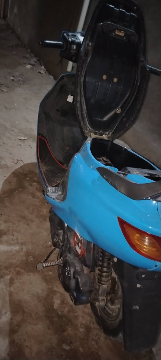 السلام عليكم
دراجه فراشة نثيه للبيع فقط الدراجه ما مفتوحه شلعه ومعدل 
خير من الله بيها مكاتبه 
السعر / 500 وبيها مجال 
المكان كوفه شارع المعمل 
رقم التواصل /***********
