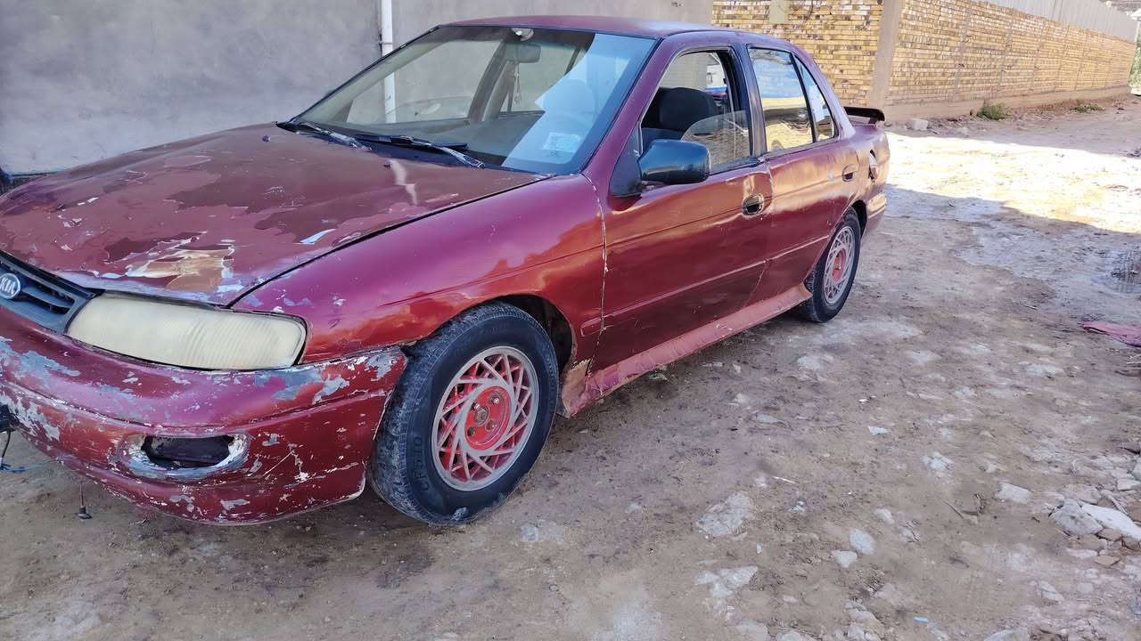 السلام عليكم البيع كيه سيفيه موديل 1996رقم نجف تحويل مباشر مكينه مفتوح وكير جديدات حداده جديده كهربيات شغاله السياره جاهزه مابيه نقص السعر 18ورقه مكان السياره الدوانيه قضاه الشاميه رقم الموبايل ***********@
