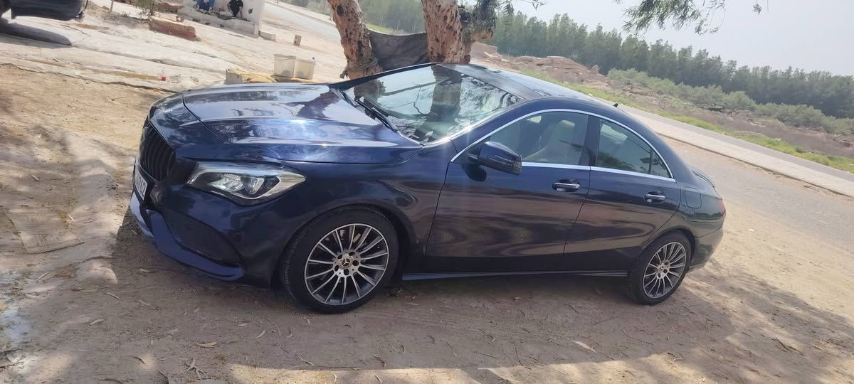 سلام عليكم ورحمة الله
مارسيدس 2018 حجم250 فول مواصفات بصمه بنوراما كشن جلد كهرباء خزن مميوري شفتات تحكمات  واحد على واحد رقم بغداد بيها صبغ نص جاملغ فقط السعر 170الشراي يتصل (***********
