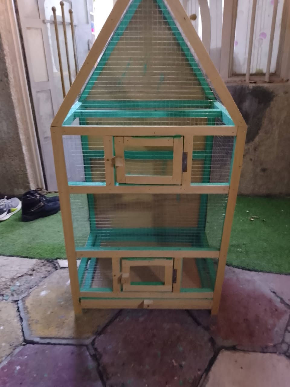 السلام عليكم قفص بعده جديد غير مستخدم قفص حلو ومرتب بي مجر السعر 25 شراي اتصل *********** بي وتساب
