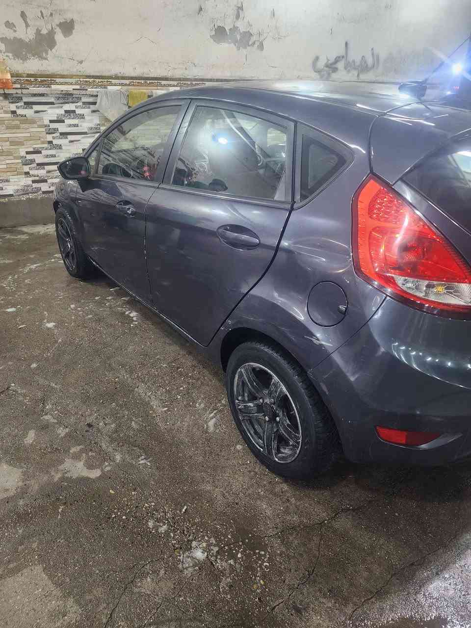 فورد فيزتا ٢٠١٣ مكينة وكير وتبريد رقم بصرة انكليزي بعدهن بالمرور الوصل عندي مكينة وكير وتبريد راعية يريد تحويل 
السعر ٤٨ بية مجال قليل
تلفون ***********
