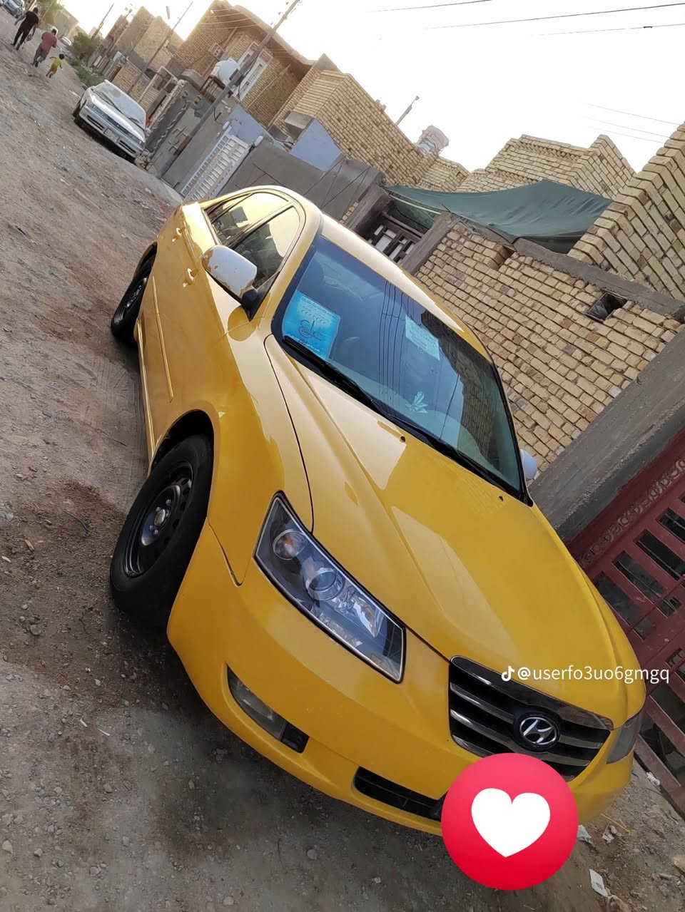 سلام عليكم سوناته مقدس موديل 8خليجي مكينه 2000كير ومكينه كارتون تخم تاير جديد حداده حلوه تبريد ثلج رقم نكليزي بسمي تحويل ثاني يوم السعر 80وبيها مجال مكان ذي قار قضاء الجبايش ***********
