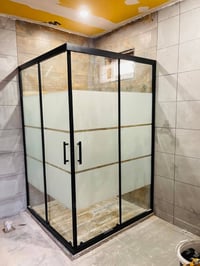 قواطع حمام تركية • ضمان سنتين • توصيل محافظات