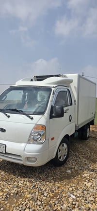 كيا براد موديل ٢٠٠٨رقم بغداد انكليزي باقي عله تسليم لوحات مكينه مسكر  ...