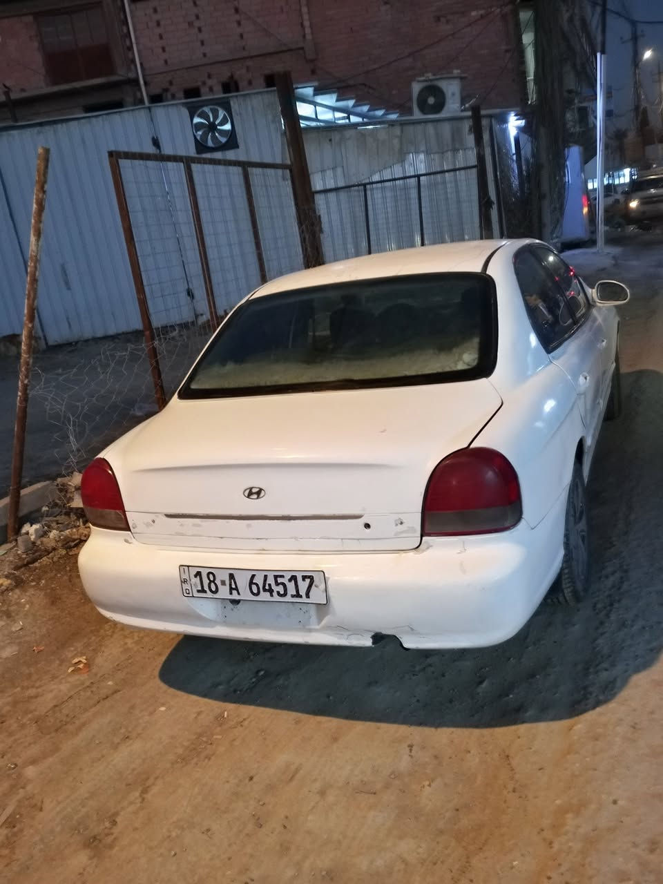 السلام عليكم سوناتا 2001 أصل بانزين خليجي تبريد شغال كهربائيات كله شغاله رقمه انكليزي بابل باسمي سعره 48 وبيه مجال السنوية لحد 2030 كير اوتوماتيك محرك 2000 للاتصال ***********

