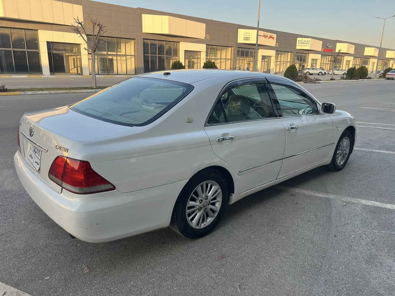 شاهینەیبراوە
مۆدیل 2005
دو وگمە 
ناوزەرد 
گیرو مەکینە بەشەرت 
دەعممو لیدراوی نیە
تەبرید ساردو گەرم ئیشە کا 
بیتەقەورەقە دەعامی بۆ دەعامی بەشەرت
سعر  43 $ گەلا قوفلی 
***********
