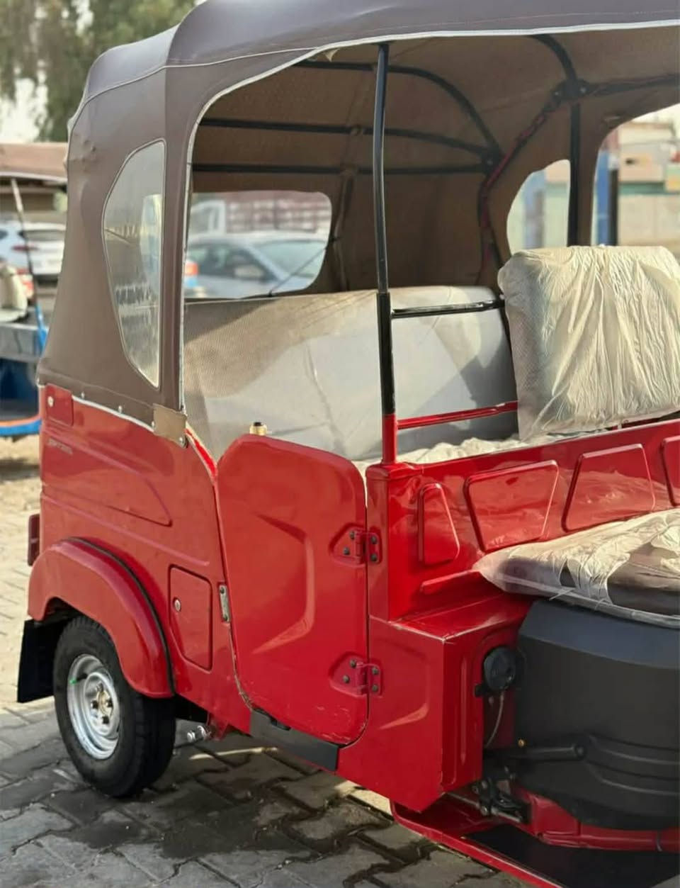 سلام عليكم تكتك 2022نضافه فول مكفوله بس ضربه بل لايك بارد شبر محرك بس بوشه خير من الله تكتك سعر 8850وبيه مجال الاستفسار عل رقم ‏‪***********‬‏
