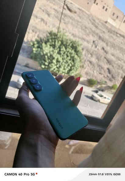 مرحبه والسلام عليكم 
انفنكس هوت 60برو بلس
ذاكرة 256 و العشوائية 16
الجهاز اخذته قبل كم يوم و اني متعود على نضام الايفون
الجهاز وياه ملحقاته كاملة الشاشة الكبس و الحافضة و الشاحنة 
سعره 215الف(سعر الوكالة 248الف)
رقم التواصل الشراي *********** واتساب
 ❗توصيل ماكو❗ توصيل ماكو❗ توصيل ماكو❗ 
مكاني أربيل قرب محافظة أربيل
