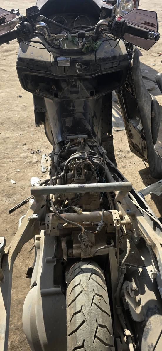 السلام عليكم 
سكاي تفصيخ دراجه نضيفه وشغاله مشتريها للمحل تفصيخ اي شي تحتاجه منها موجود كفرات وكلشي بيها نضيف 
ناصرية مركز قرب سجن الاصلاحي 
ومتوفر توصيل جميع المحافضات
***********
