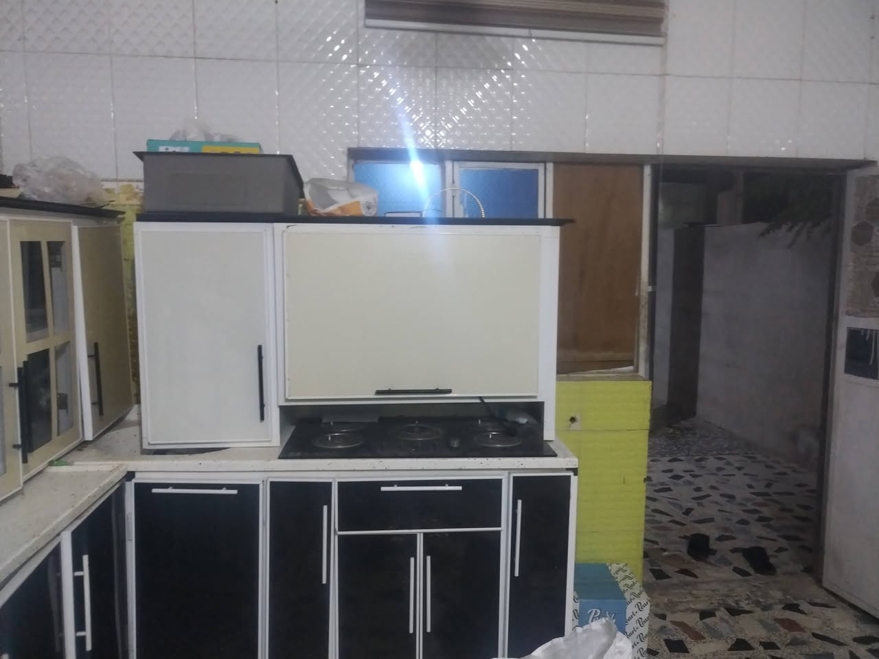سلام عليكم مالحق البيع سعر ست ميه بي مجال العنوان المدائن الجعاره الاستفسار عن هذا الرقم ***********

