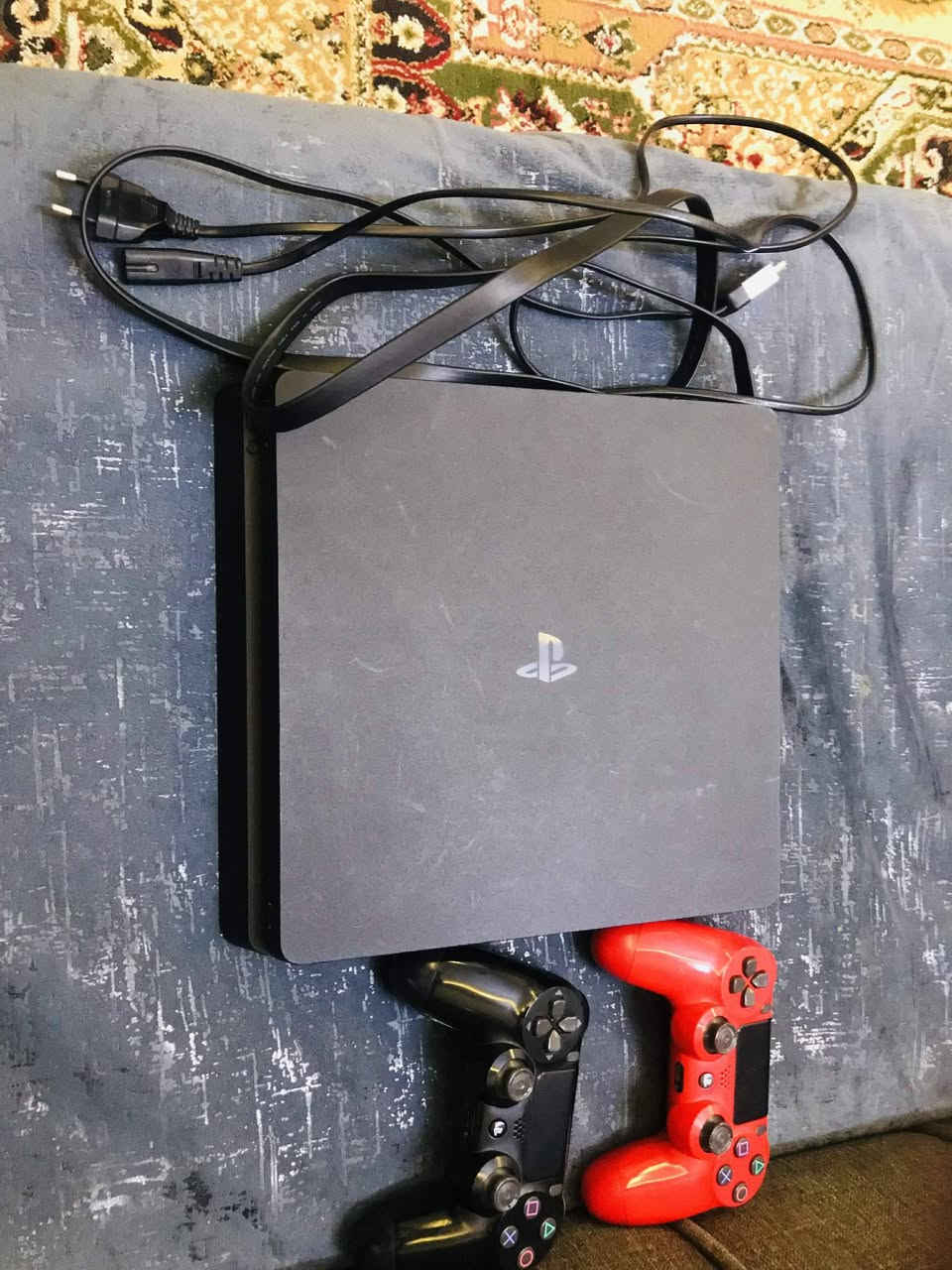 بلي 4 للبيع نظافه 99% الفئه/أونلاين سبب البيع التطور السعر 325 وبي مجال للاستفسار/ *********** مكاني الفلوجه الجغيفي الأولى
